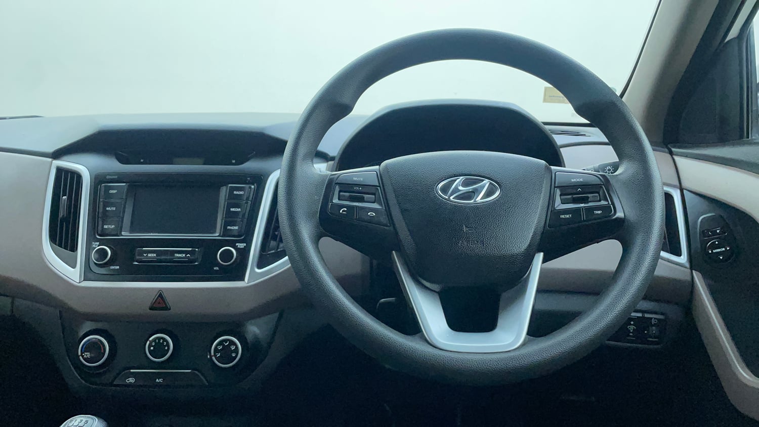 Used 2018 Hyundai Creta E Plus 1.6 Petrol Petrol Manual interior STEERING VIEW