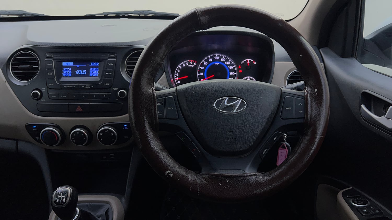 Used 2017 Hyundai Grand i10 Sportz 1.2 Kappa VTVT Petrol Manual top_features Steering mounted controls