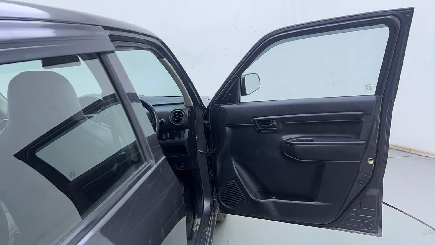 Used 2020 Maruti Suzuki S-Presso VXi Petrol Manual interior RIGHT FRONT DOOR OPEN VIEW