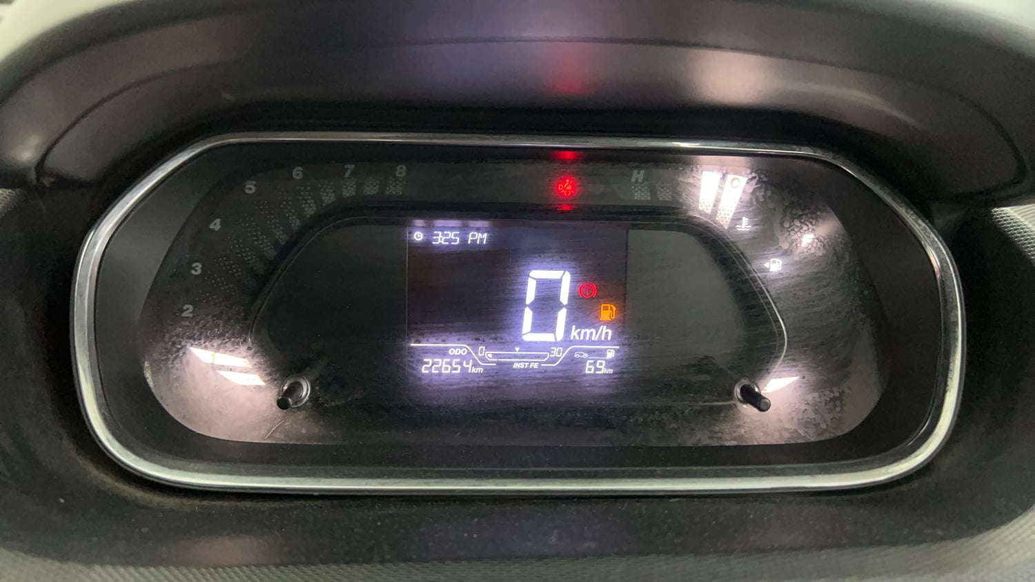 Used 2021 Tata Tiago XT Petrol Manual interior CLUSTERMETER VIEW
