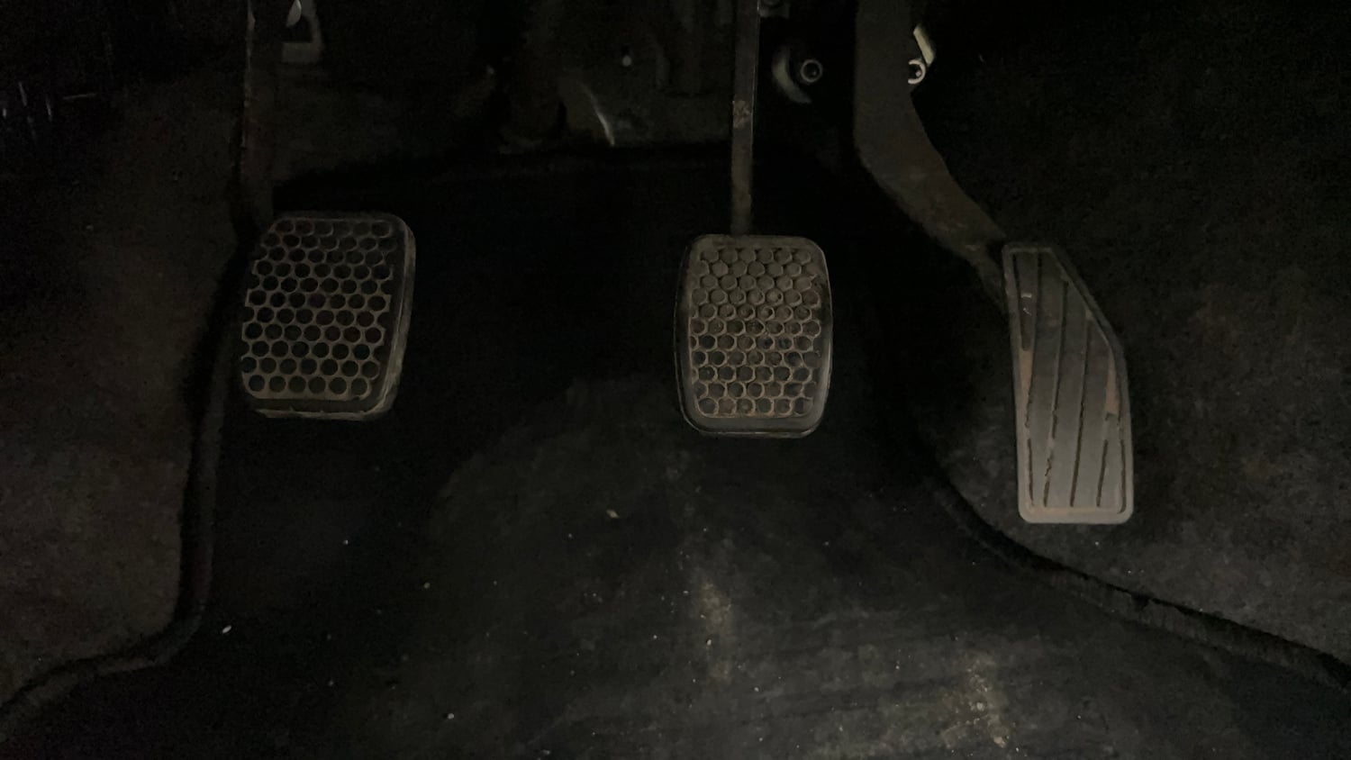Used 2015 Maruti Suzuki Alto K10 VXi Petrol Manual interior PEDALS VIEW