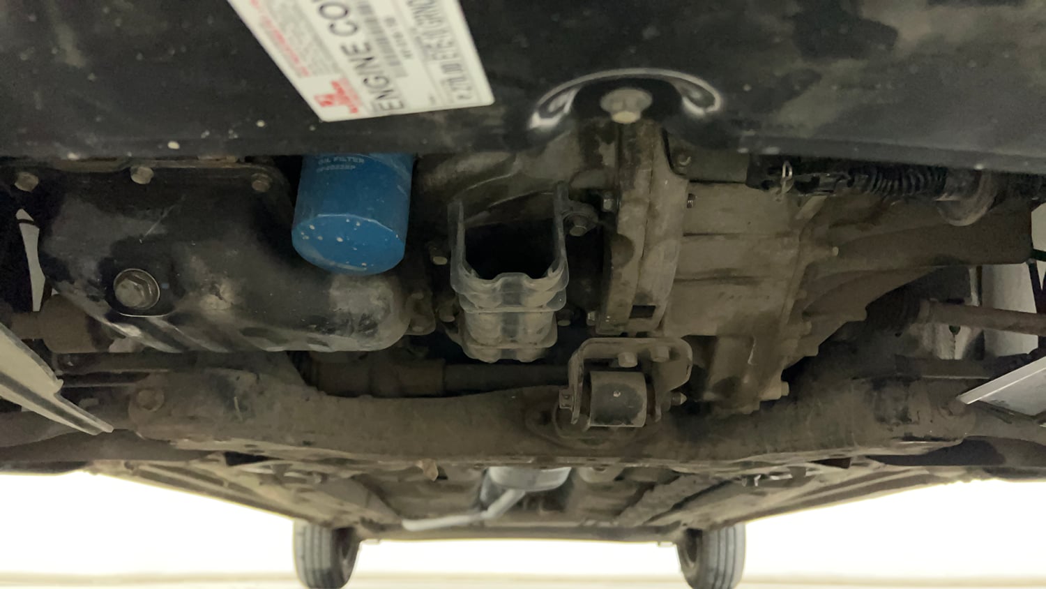 Used 2014 Hyundai Xcent Base 1.2 Petrol Manual extra FRONT LEFT UNDERBODY VIEW