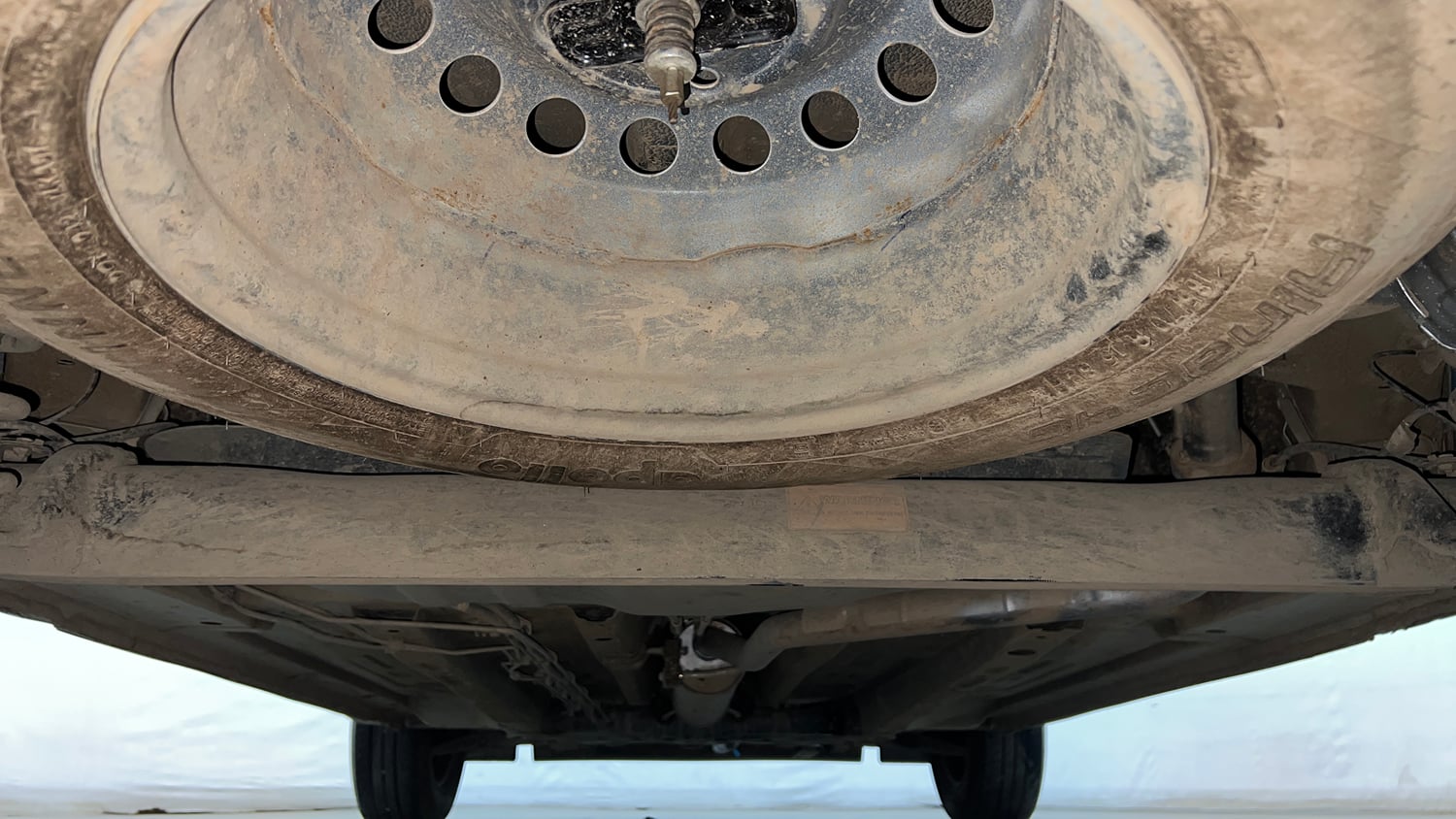 Used 2025 Tata Punch Pure CNG Cng Manual extra REAR UNDERBODY VIEW (TAKEN FROM REAR)