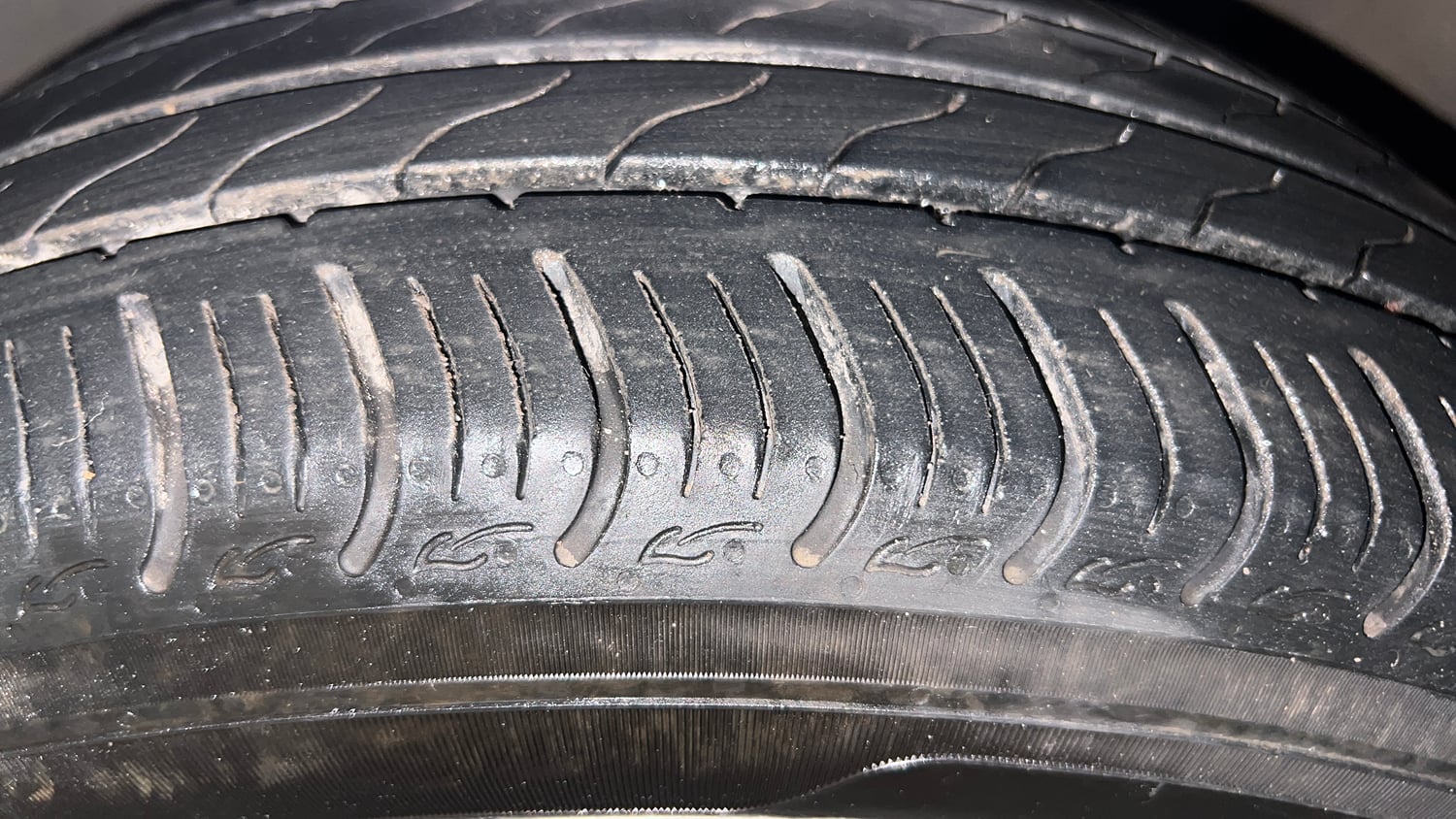Used 2016 Honda City VX CVT Petrol Automatic tyres LEFT FRONT TYRE TREAD VIEW