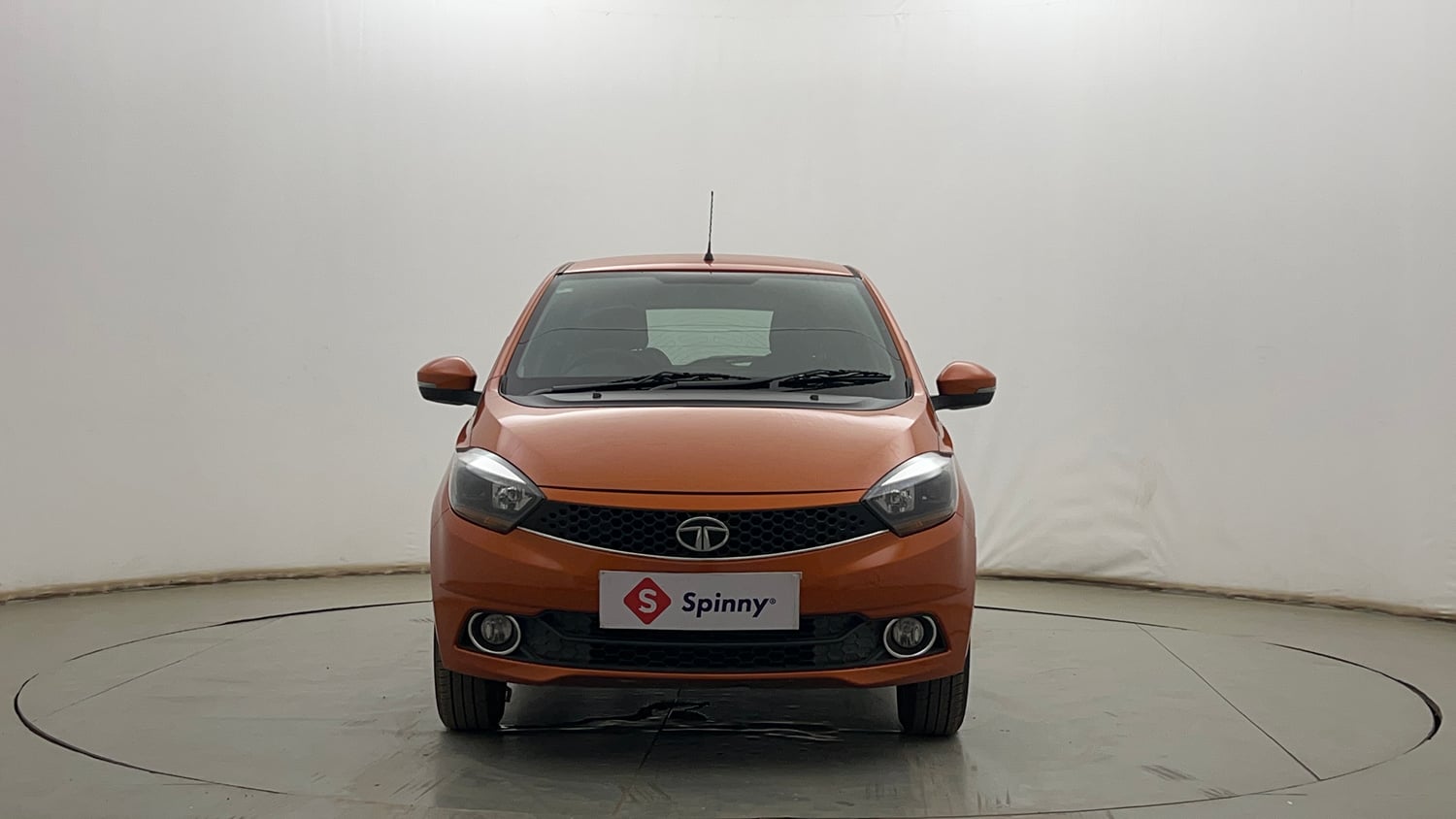 Used 2019 Tata Tiago Revotron XZ Plus Petrol Manual exterior FRONT VIEW
