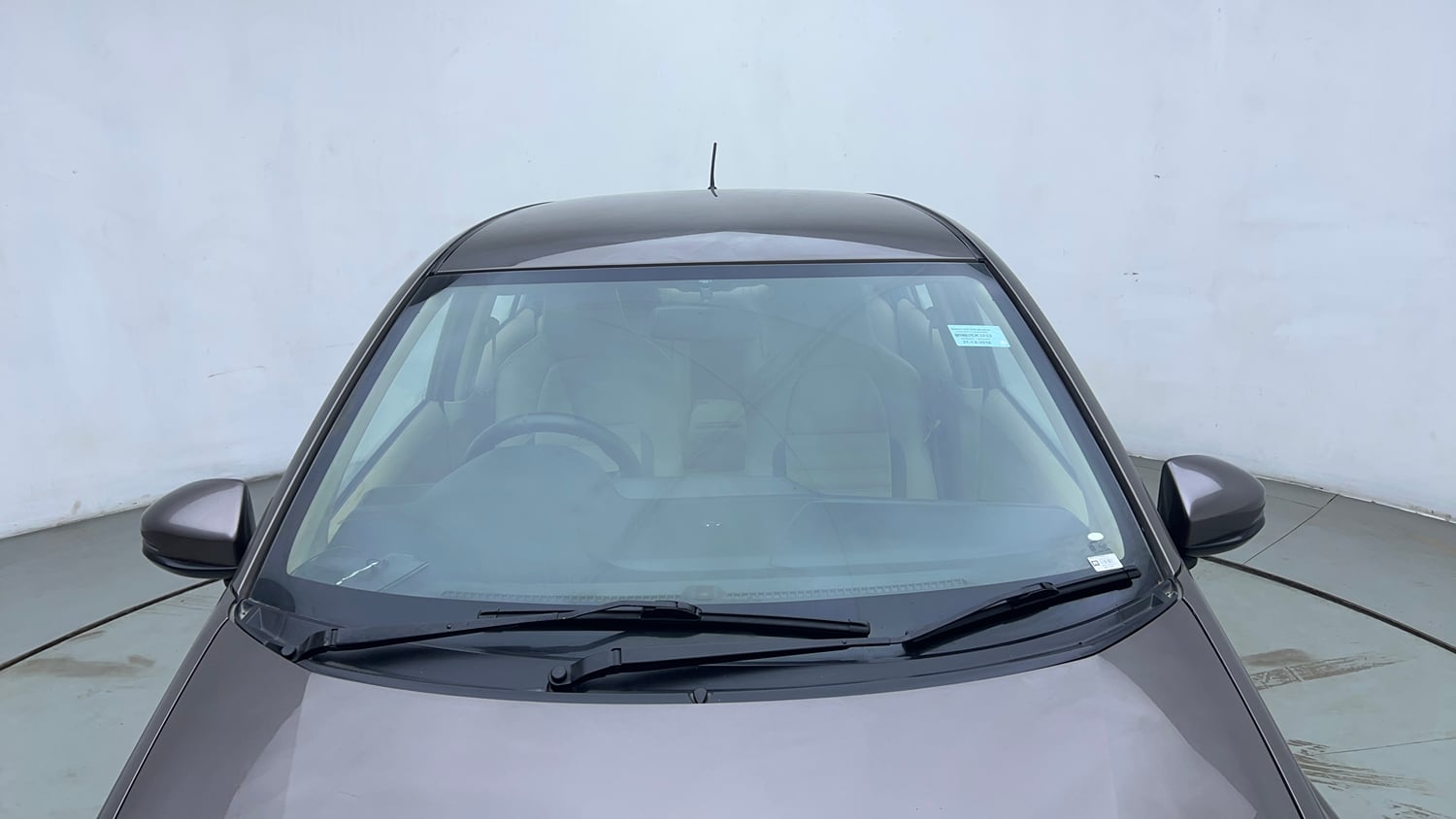 Used 2016 Honda Amaze 1.2 SX i-VTEC Petrol Manual exterior FRONT WINDSHIELD VIEW