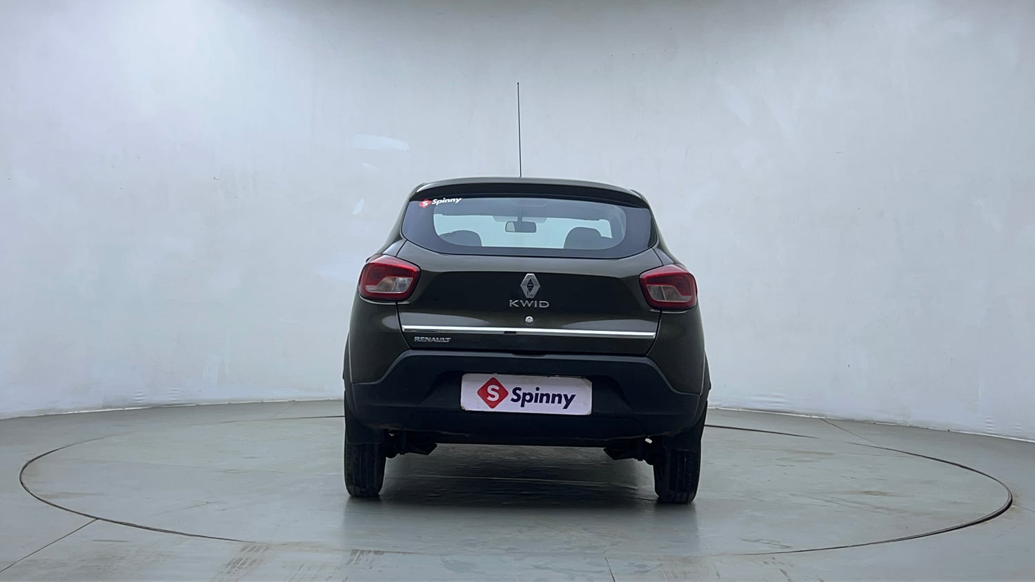 Used 2017 Renault Kwid 1.0 RXT Petrol Manual exterior BACK VIEW