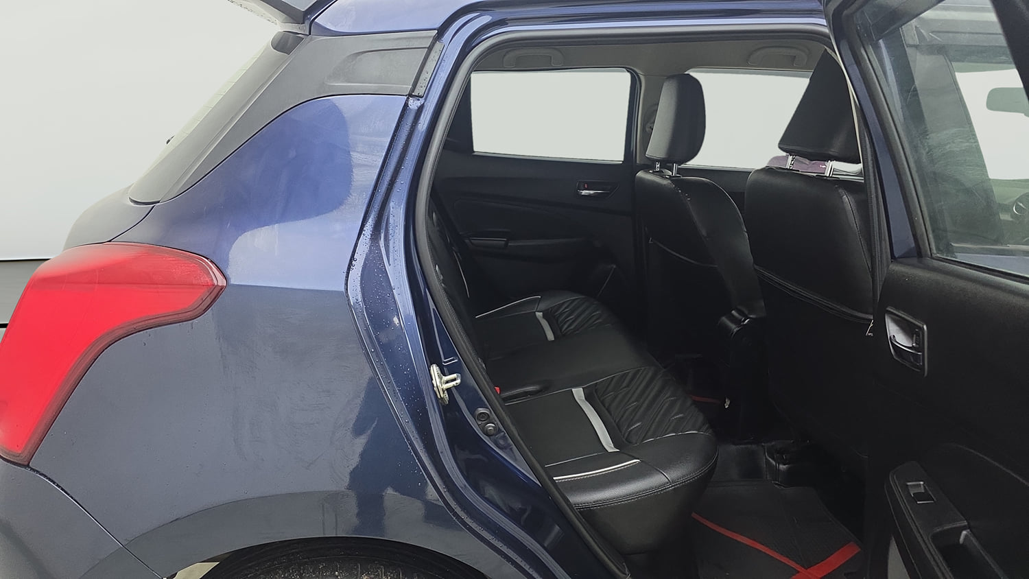 Used 2021 Maruti Suzuki Swift ZXi Petrol Manual interior RIGHT SIDE REAR DOOR CABIN VIEW