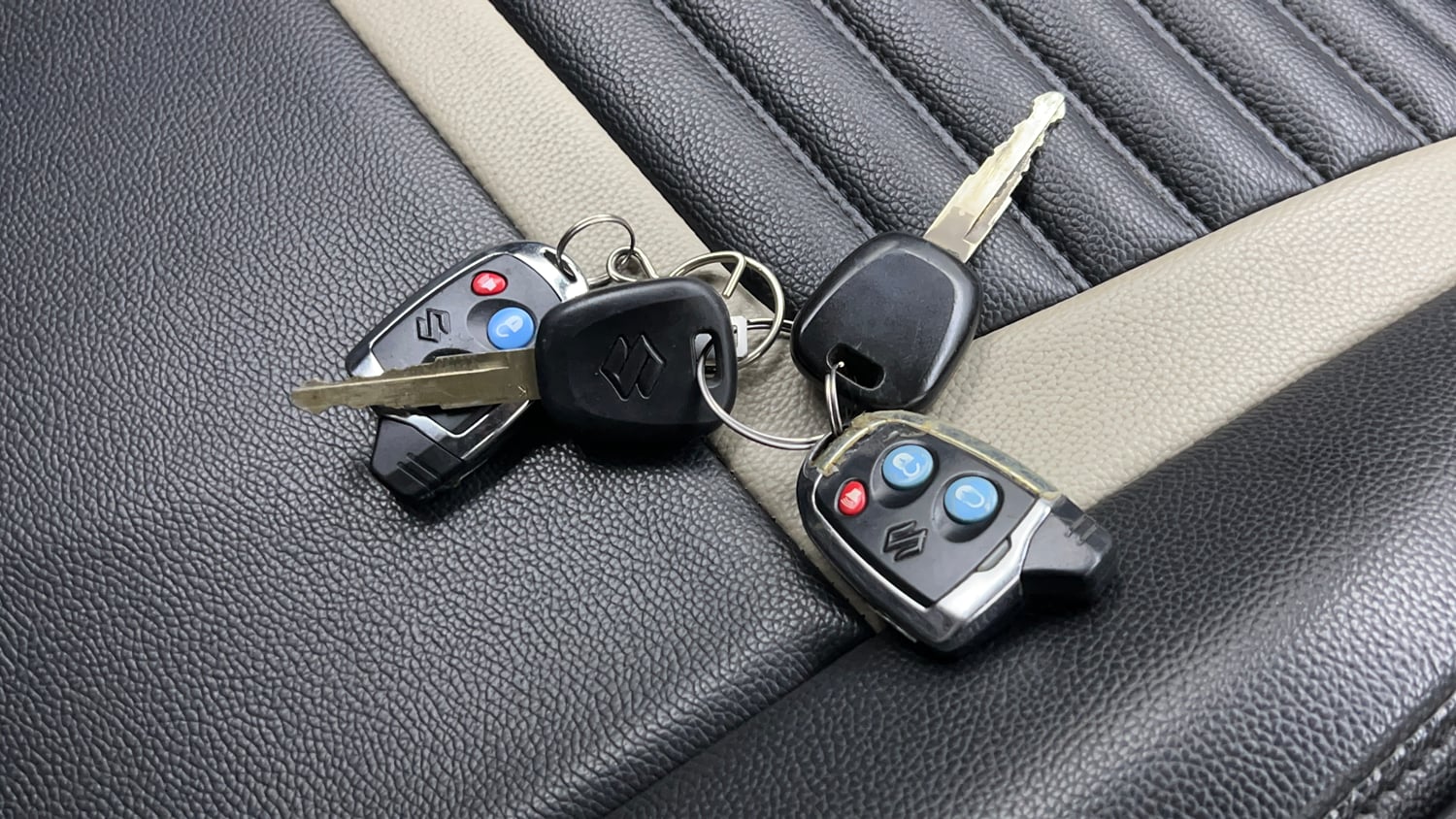 Used 2022 Maruti Suzuki Wagon R LXi (O) 1.0 CNG Cng Manual extra CAR KEY VIEW