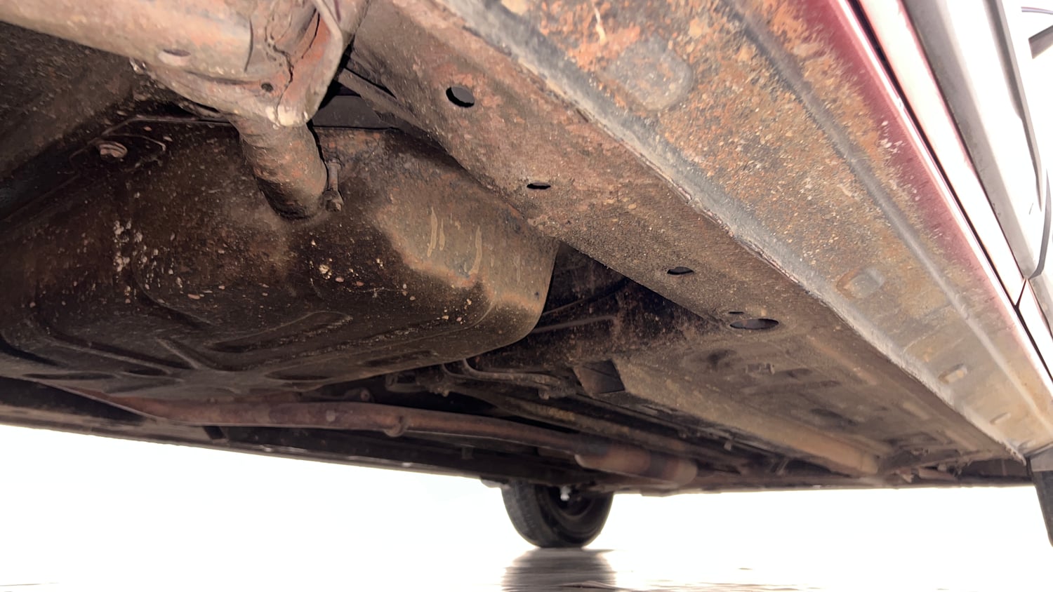 Used 2020 Renault Triber RXL EASY-R AMT Petrol Automatic extra REAR RIGHT UNDERBODY VIEW