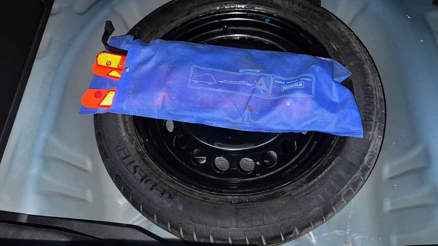 Used 2017 Maruti Suzuki Baleno Delta 1.2 Petrol Manual tyres SPARE TYRE VIEW