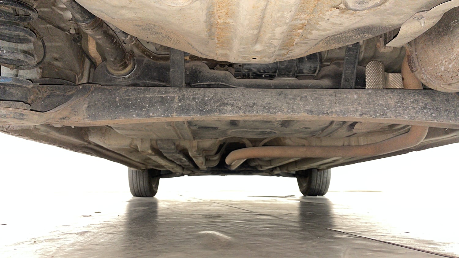 Used 2018 Hyundai Elite i20 Asta 1.2 Petrol Manual extra REAR UNDERBODY VIEW (TAKEN FROM REAR)