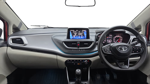 Used 2021 Tata Altroz XZ Petrol Petrol Manual interior DASHBOARD VIEW