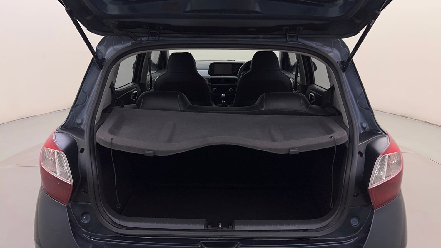 Used 2020 Hyundai Grand i10 Nios Sportz 1.2 Kappa VTVT Petrol Manual interior DICKY INSIDE VIEW