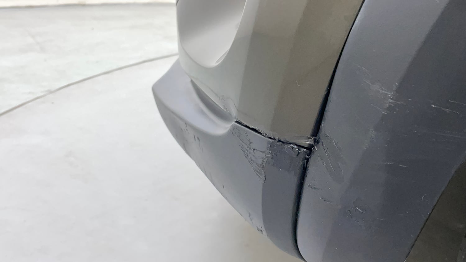 Used 2023 Renault Kwid RXL (O) 1.0 Petrol Manual dents MINOR SCRATCH