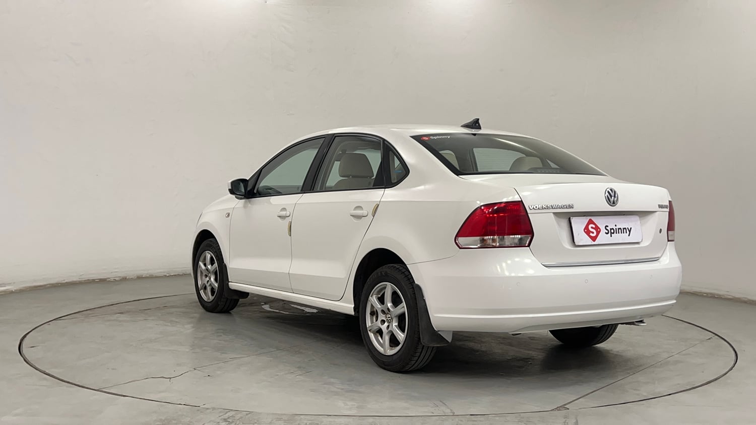 Used 2013 Volkswagen Vento Highline Petrol Petrol Manual exterior LEFT REAR CORNER VIEW
