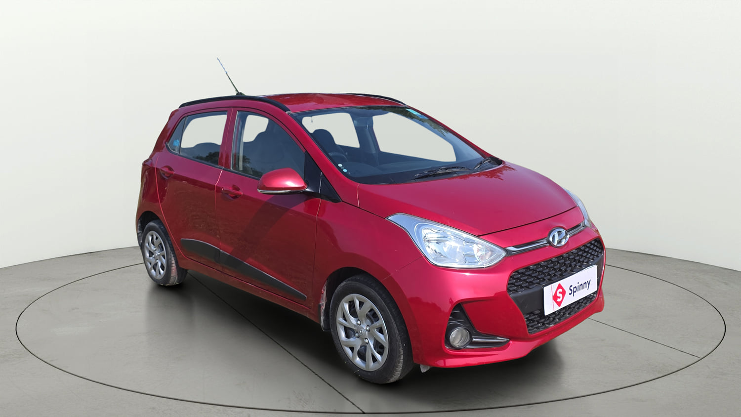 Used 2018 Hyundai Grand i10 Sportz 1.2 Kappa VTVT Petrol Manual exterior RIGHT FRONT CORNER VIEW