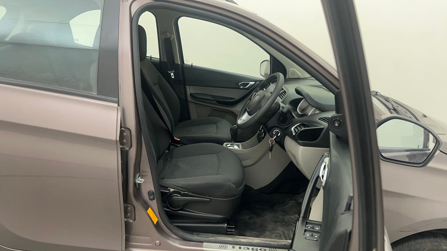 Used 2017 Tata Tiago Revotron XZA Petrol Automatic interior RIGHT SIDE FRONT DOOR CABIN VIEW