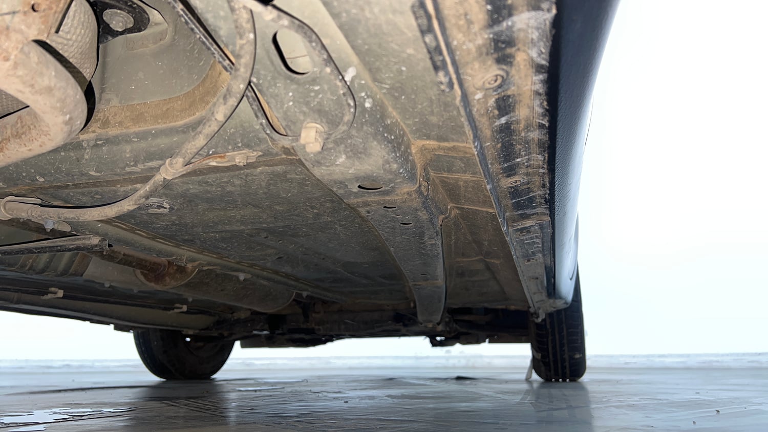 Used 2019 Maruti Suzuki Swift LXi Petrol Manual extra REAR RIGHT UNDERBODY VIEW