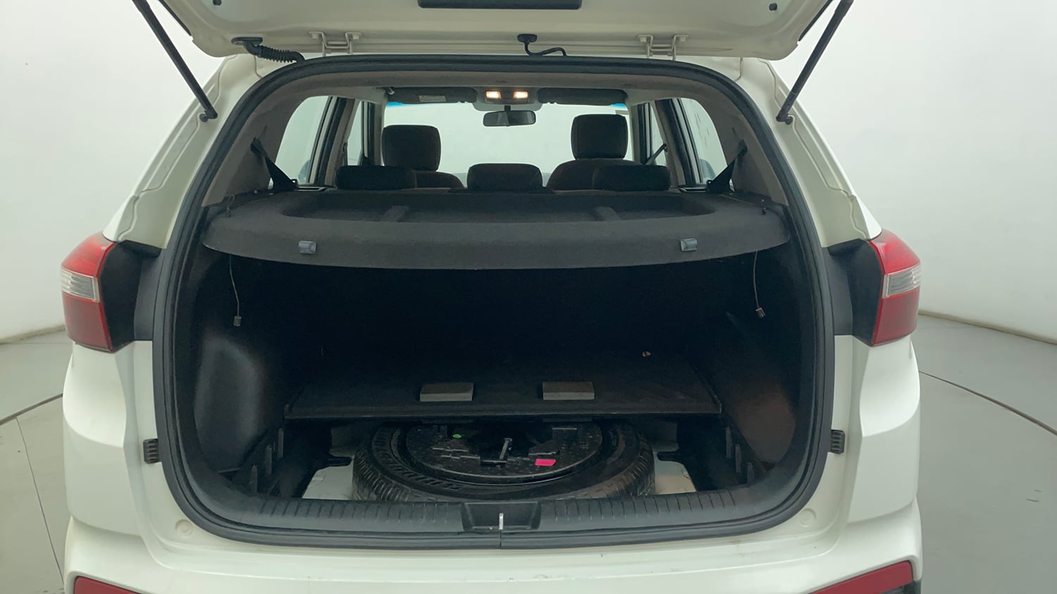 Used 2016 Hyundai Creta 1.6 SX Plus AT Petrol Petrol Automatic interior DICKY INSIDE VIEW