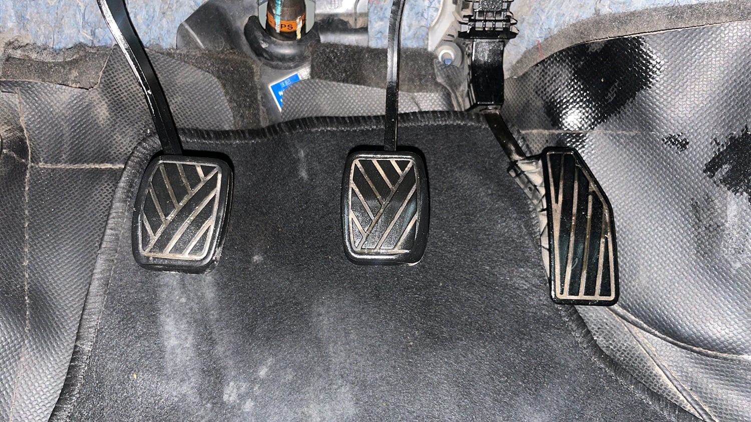 Used 2017 Maruti Suzuki Baleno Delta 1.2 Petrol Manual interior PEDALS VIEW