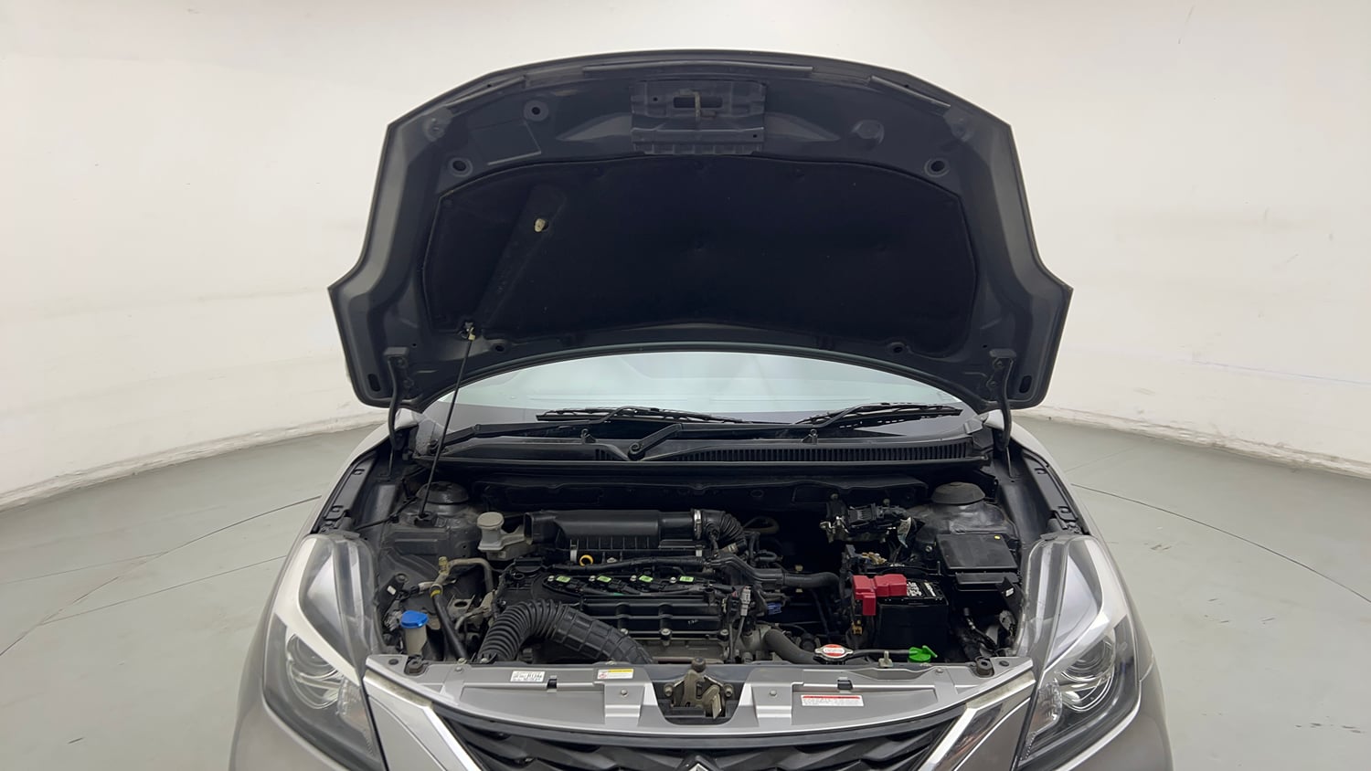 Used 2020 Maruti Suzuki Baleno Alpha Automatic Petrol Automatic engine ENGINE & BONNET OPEN FRONT VIEW