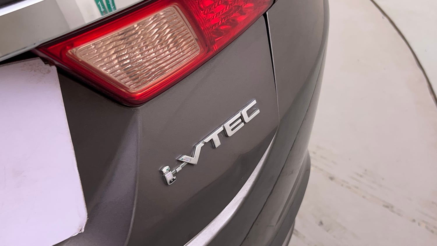 Used 2016 Honda City VX CVT Petrol Automatic dents MINOR SCRATCH