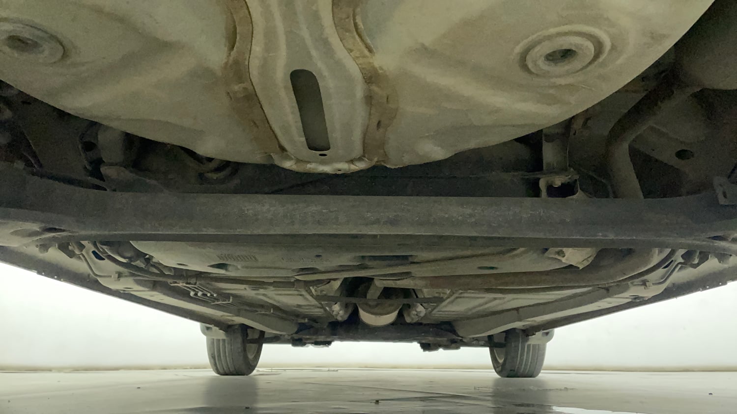 Used 2020 Maruti Suzuki Baleno Zeta Petrol Manual extra REAR UNDERBODY VIEW (TAKEN FROM REAR)