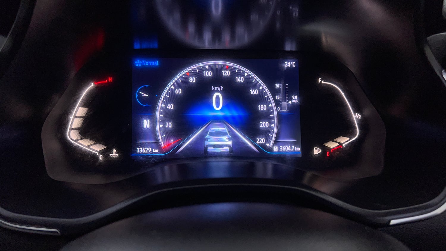 Used 2023 Renault Kiger RXZ AMT Dual Tone Petrol Automatic interior CLUSTERMETER VIEW