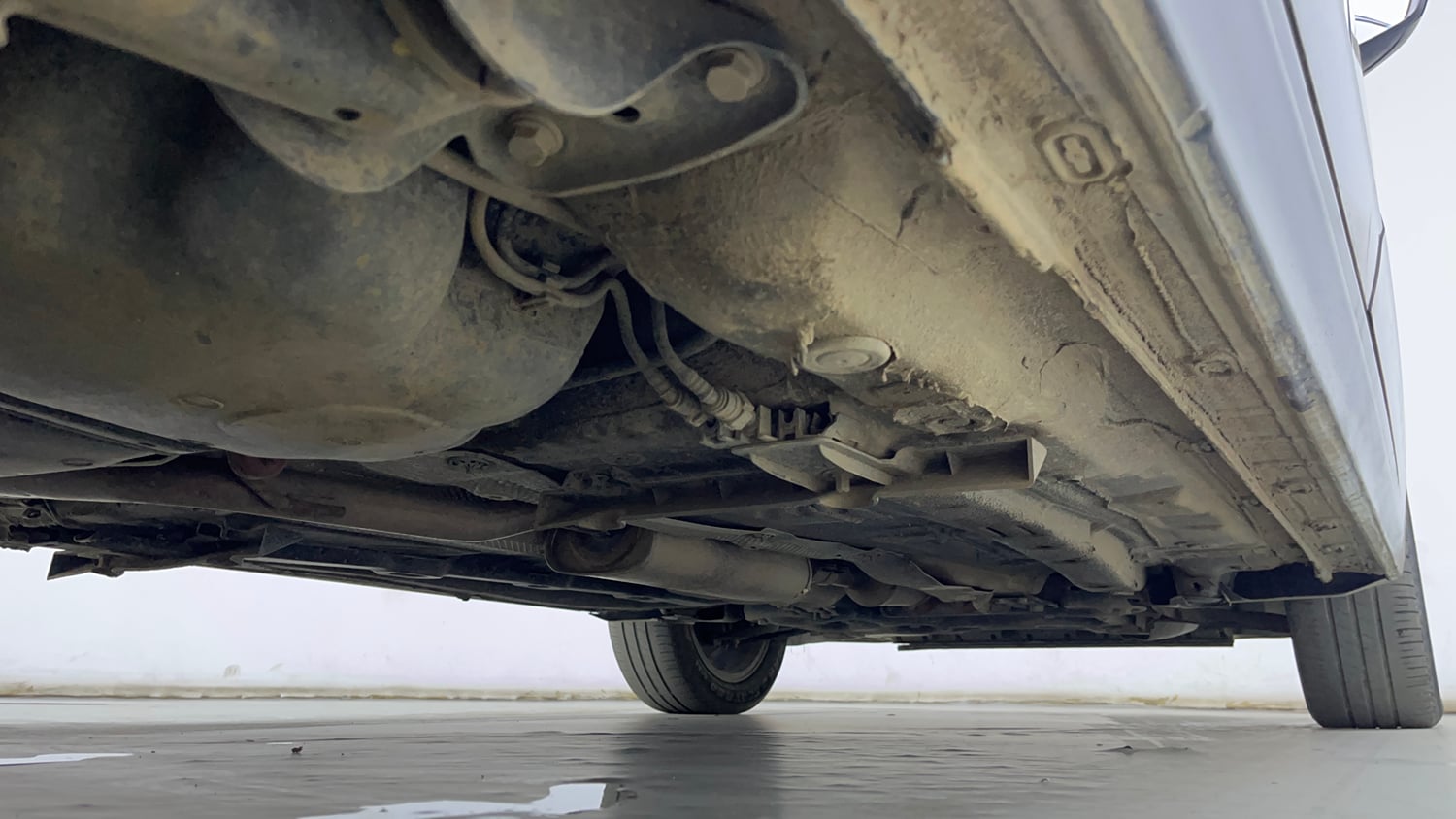 Used 2023 Skoda Slavia Style 1.0L TSI AT Petrol Automatic extra REAR RIGHT UNDERBODY VIEW