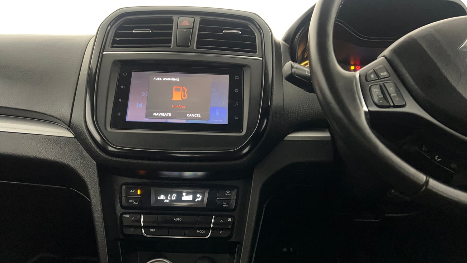 Used 2022 maruti-suzuki Vitara Brezza ZXi Plus Petrol Manual interior MUSIC SYSTEM & AC CONTROL VIEW