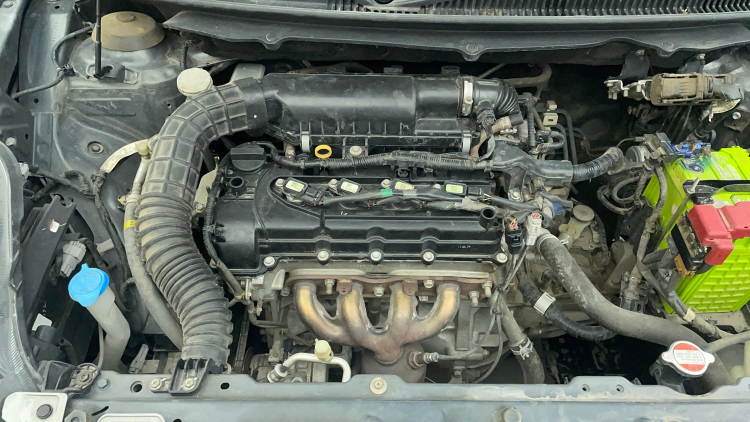 Used 2020 Maruti Suzuki Baleno Zeta Petrol Manual engine ENGINE RIGHT SIDE VIEW