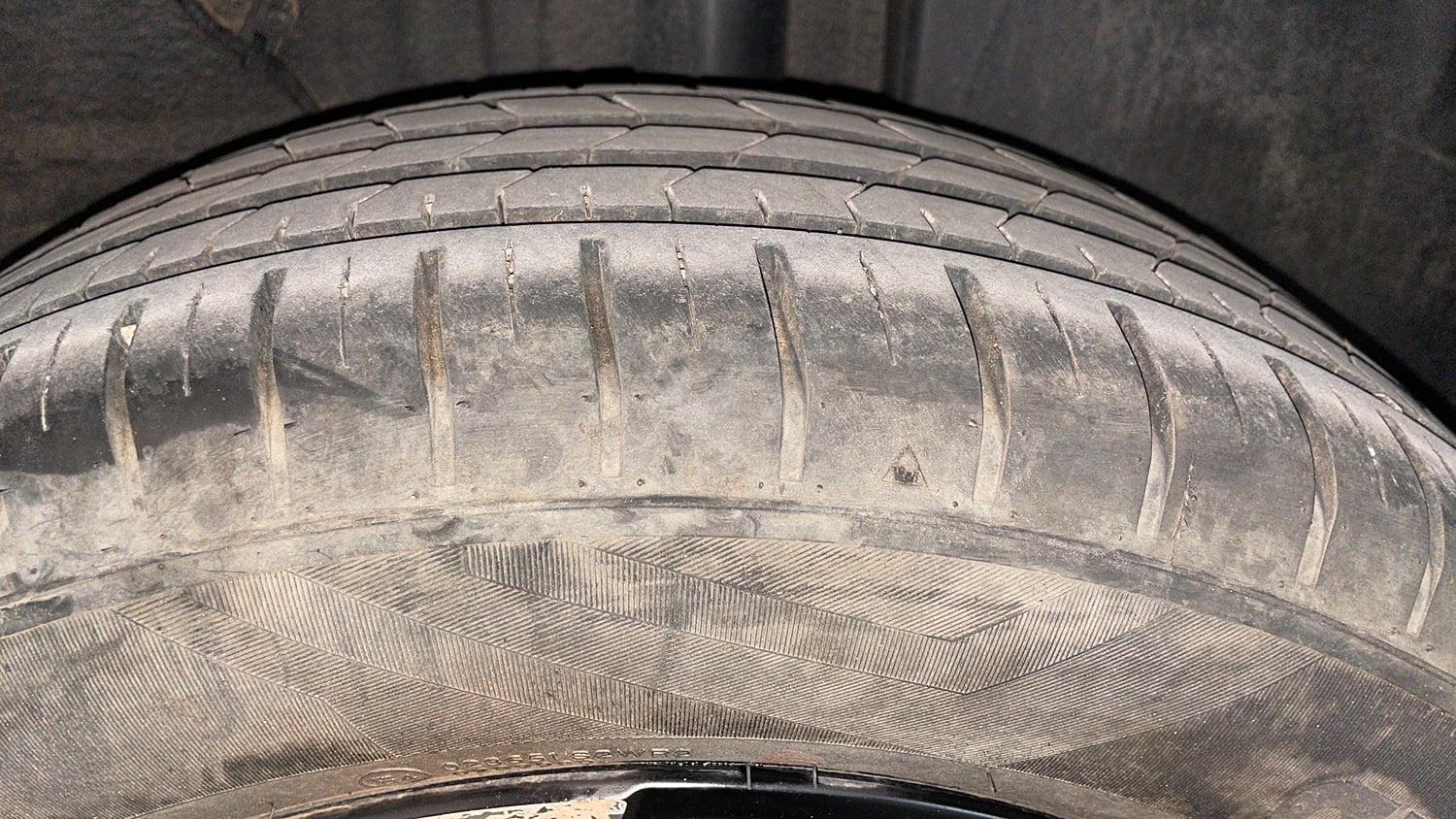 Used 2022 Tata Punch Creative Dual Tone Petrol Manual tyres LEFT REAR TYRE TREAD VIEW