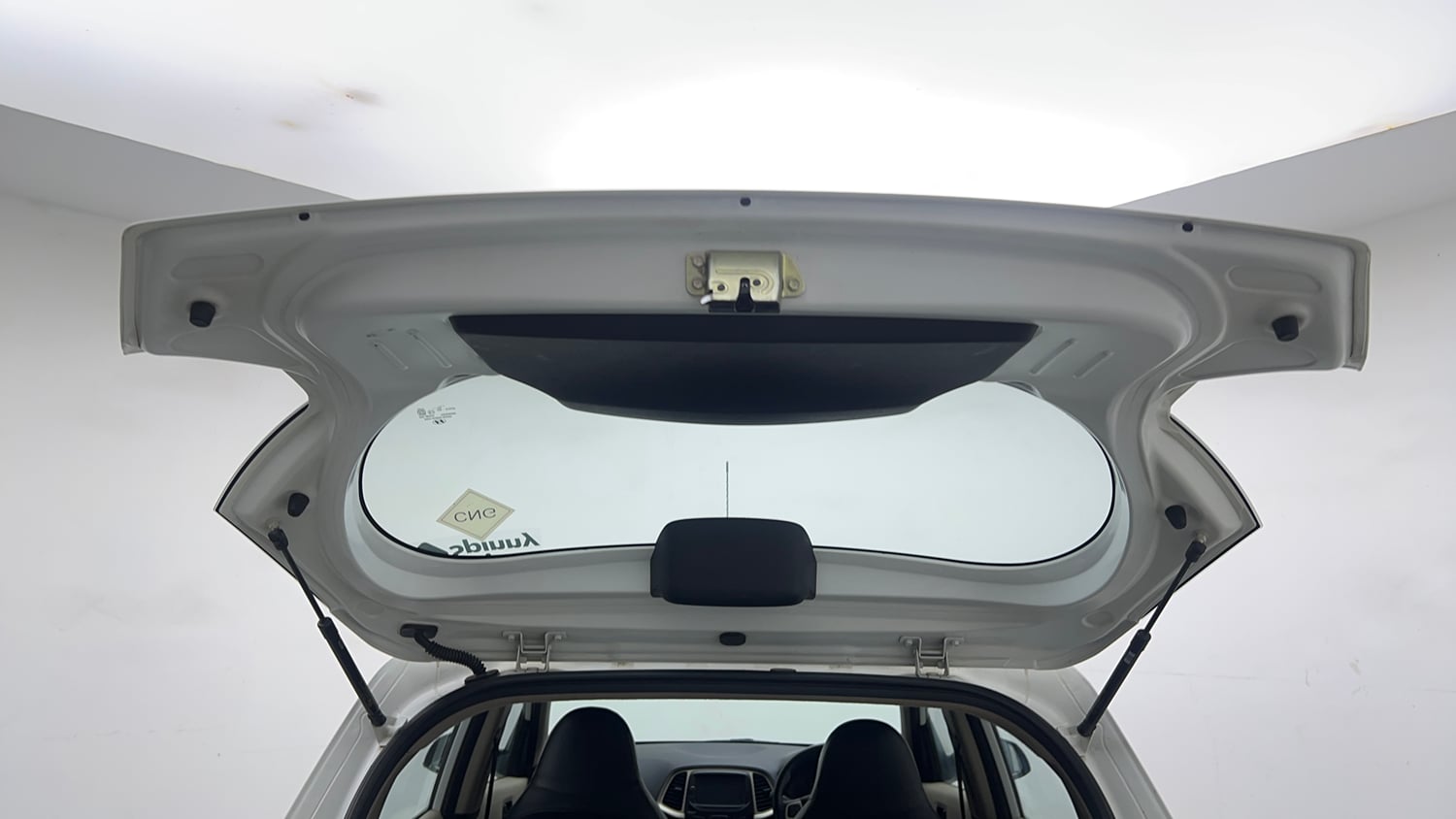Used 2022 hyundai Santro Sportz Executive CNG Cng Manual interior DICKY DOOR OPEN VIEW