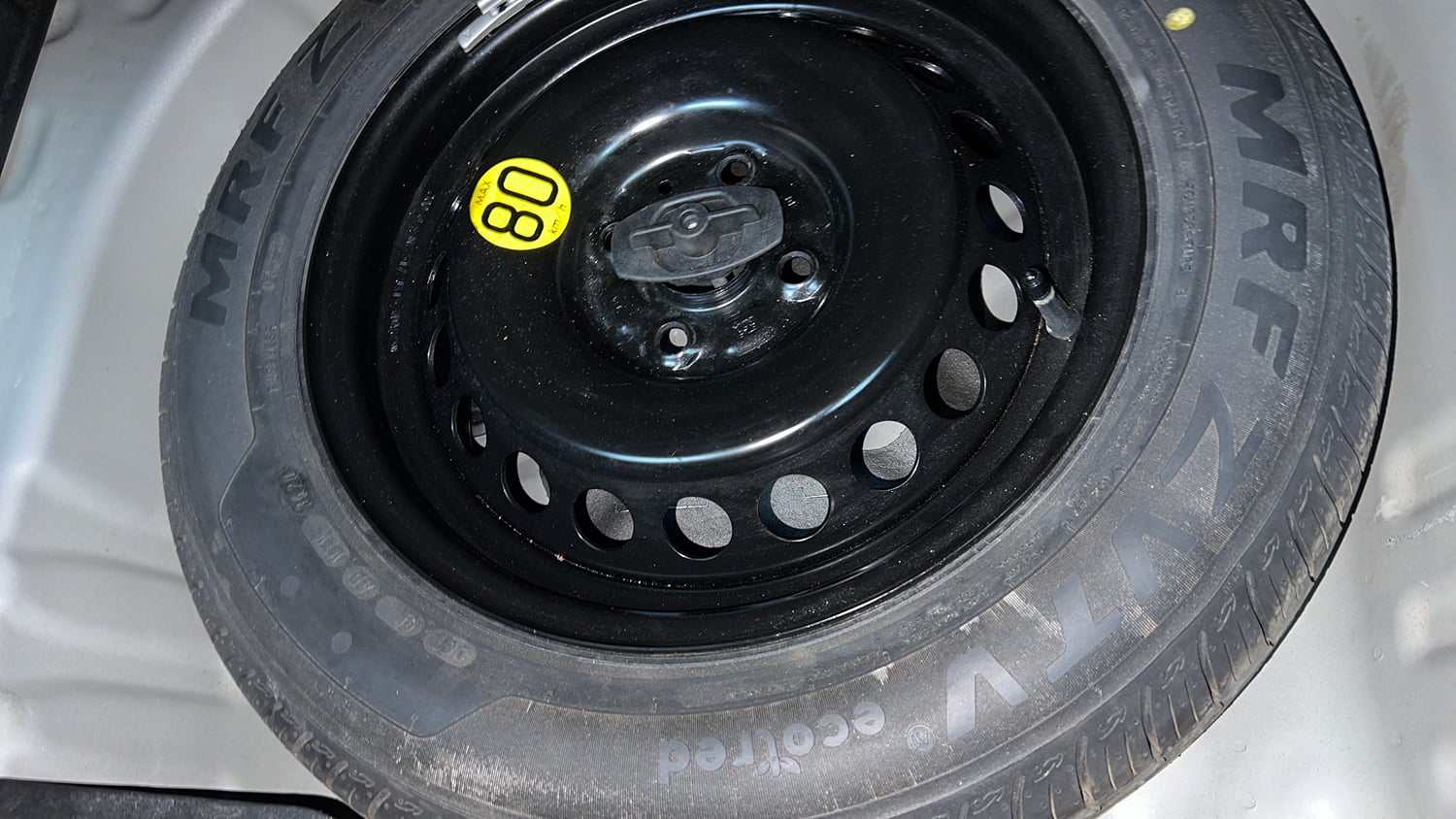 Used 2020 Maruti Suzuki Baleno Alpha Automatic Petrol Automatic tyres SPARE TYRE VIEW