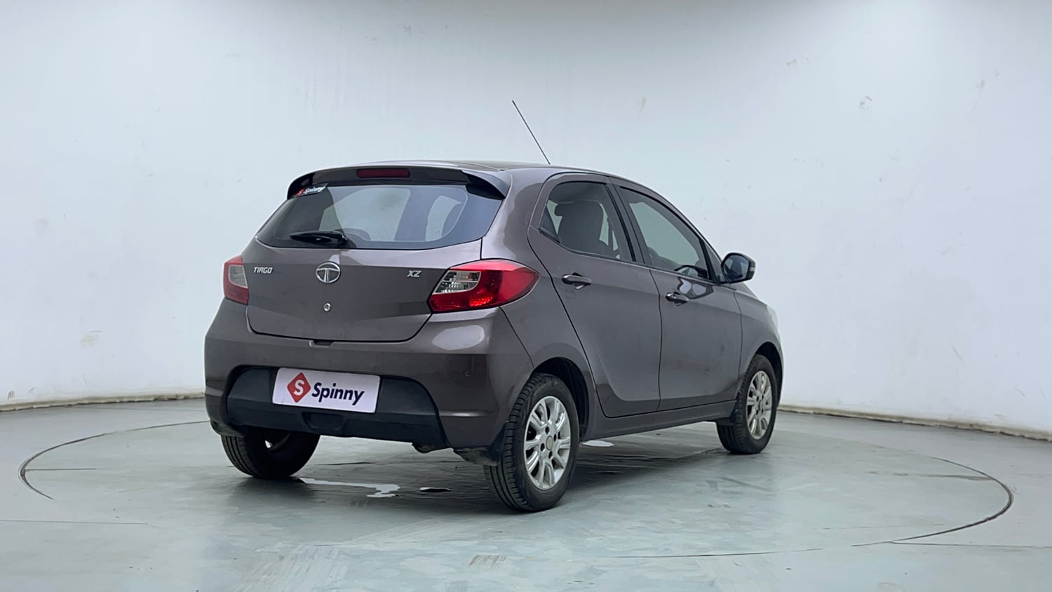 Used 2016 Tata Tiago Revotron XZ Petrol Manual exterior RIGHT REAR CORNER VIEW