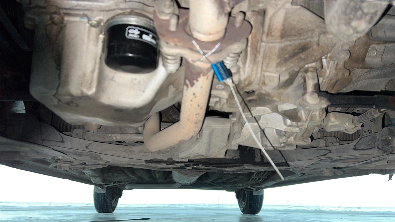 Used 2022 Maruti Suzuki Wagon R LXi (O) 1.0 CNG Cng Manual extra FRONT LEFT UNDERBODY VIEW