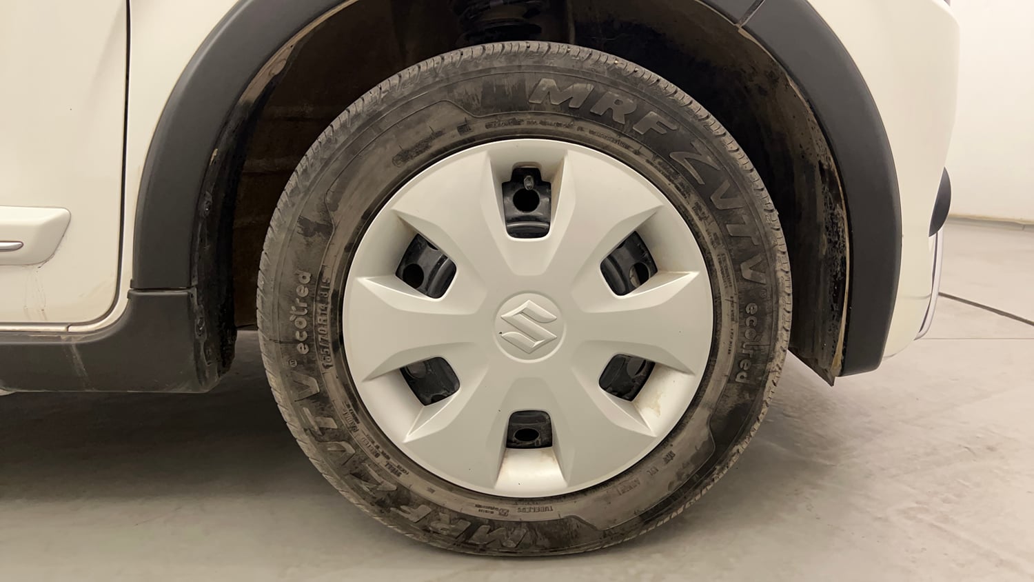 Used 2025 Maruti Suzuki Wagon R VXI 1.0 CNG Cng Manual tyres RIGHT FRONT TYRE RIM VIEW