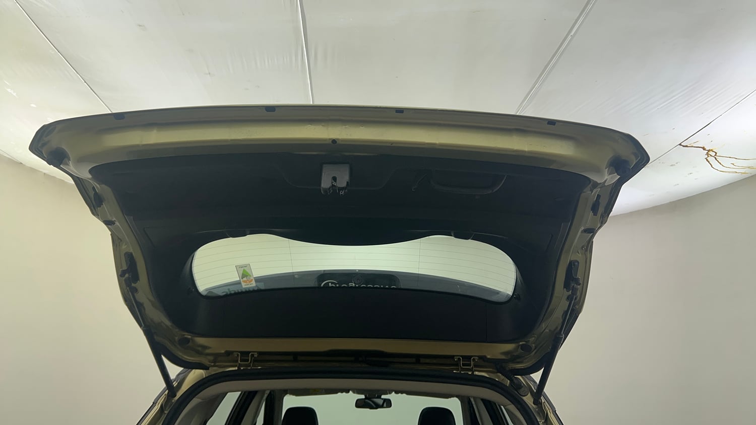 Used 2022 Tata Harrier Kaziranga XZA Plus Diesel Automatic interior DICKY DOOR OPEN VIEW