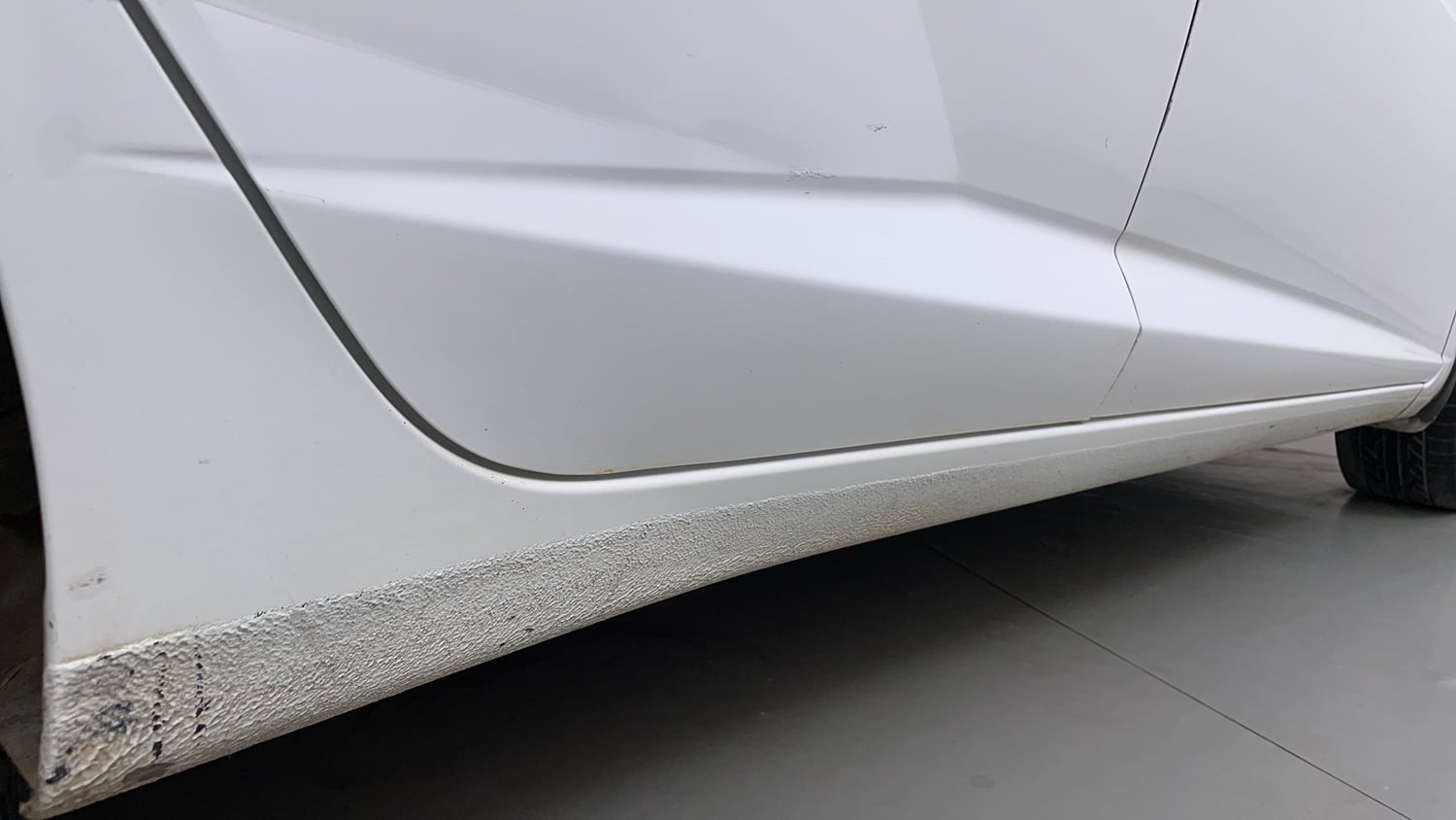 Used 2023 Hyundai Verna SX 1.5 Petrol MT Petrol Manual dents MINOR SCRATCH
