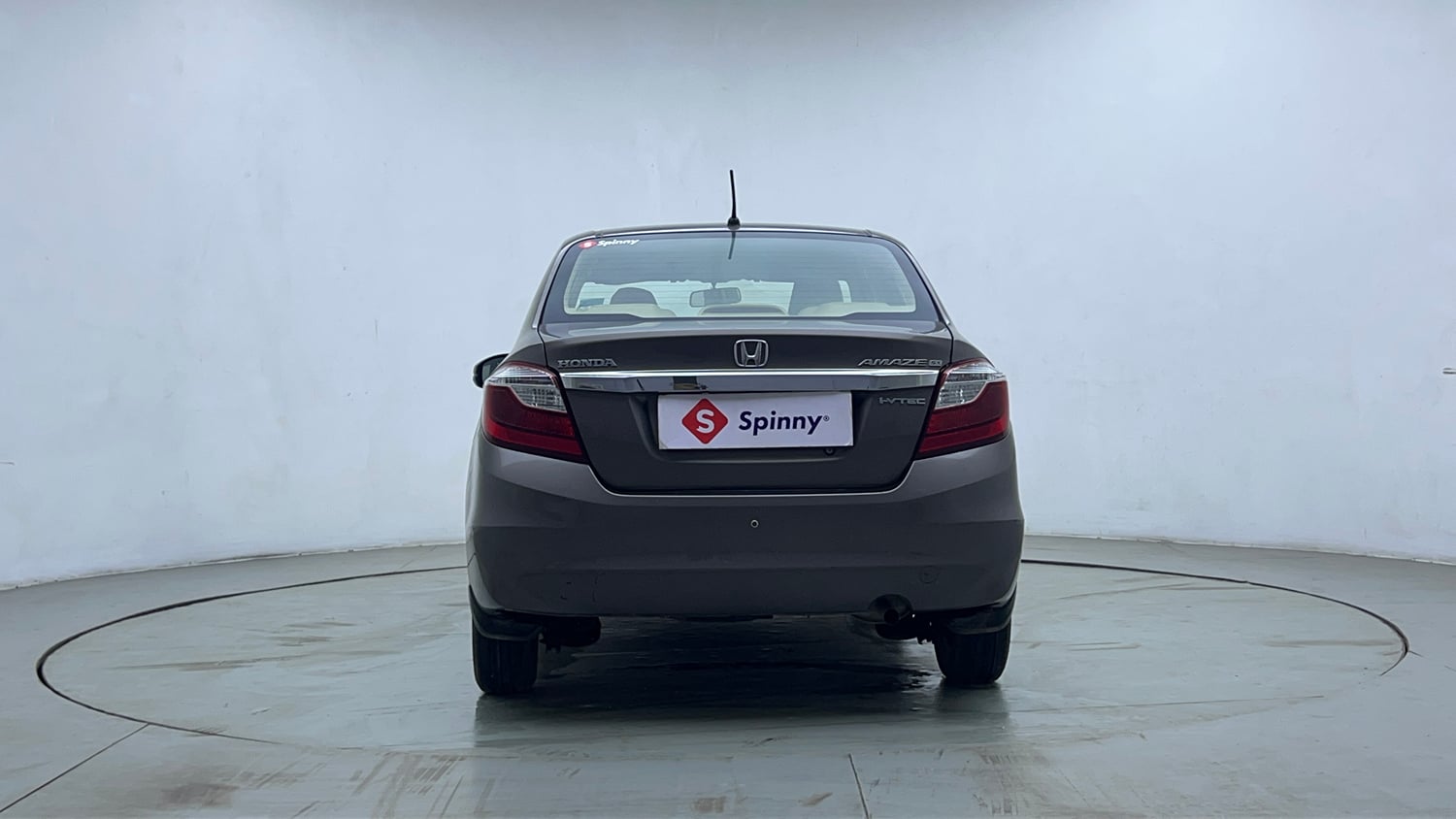 Used 2016 Honda Amaze 1.2 SX i-VTEC Petrol Manual exterior BACK VIEW