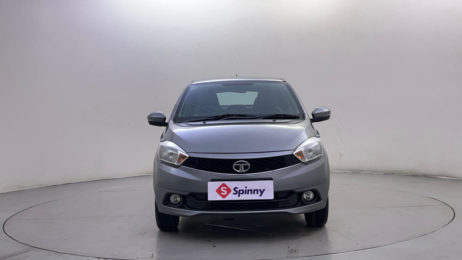 Used 2018 Tata Tigor Revotron XTA Petrol Automatic exterior FRONT VIEW