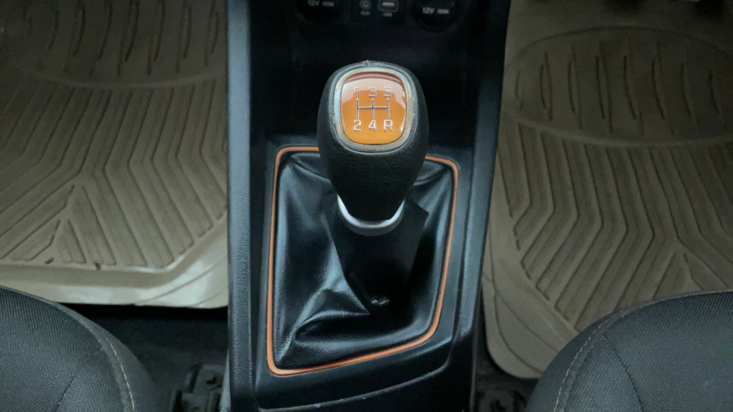 Used 2016 Hyundai i20 Active 1.2 SX Petrol Manual interior GEAR  KNOB VIEW