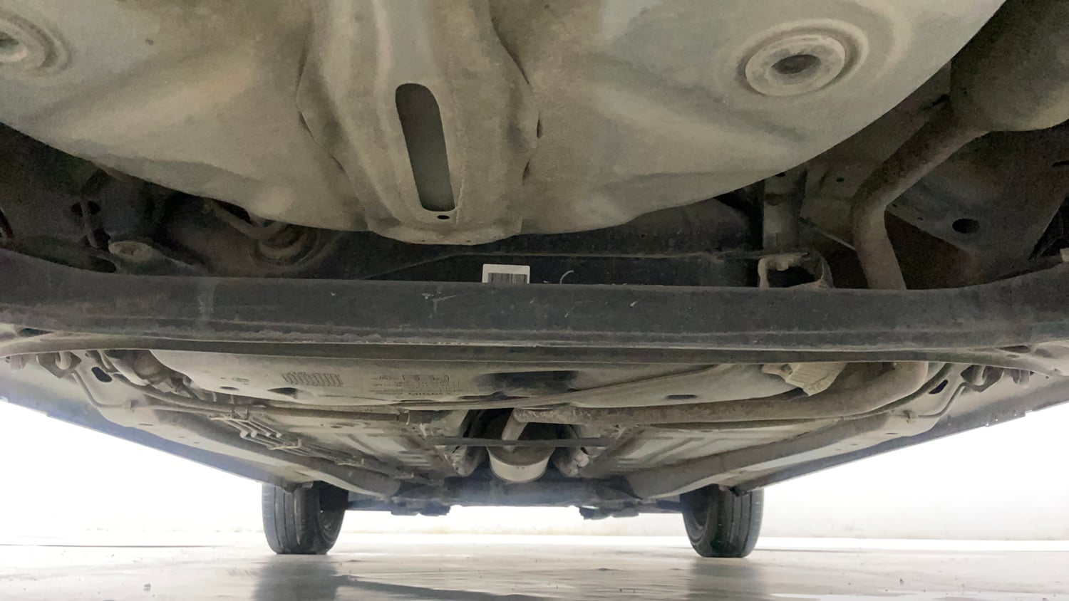 Used 2017 Maruti Suzuki Baleno Delta 1.2 Petrol Manual extra REAR UNDERBODY VIEW (TAKEN FROM REAR)