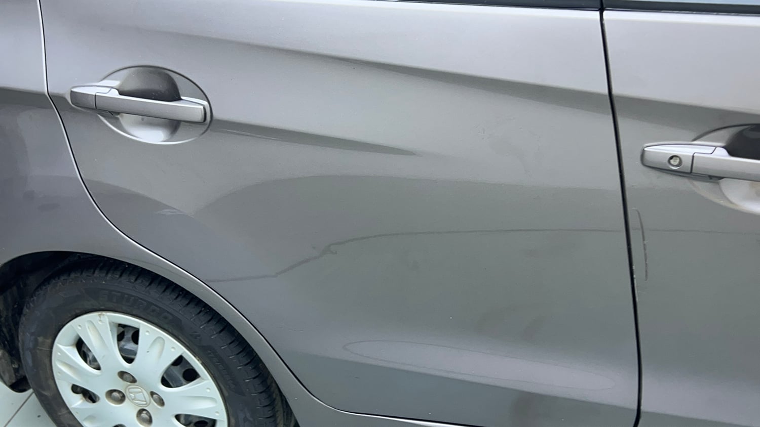 Used 2016 Honda Amaze 1.2 SX i-VTEC Petrol Manual dents MINOR SCRATCH