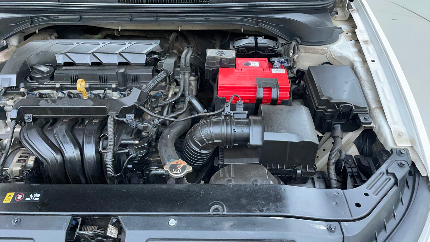 Used 2023 Hyundai Verna SX 1.5 Petrol MT Petrol Manual engine ENGINE LEFT SIDE VIEW