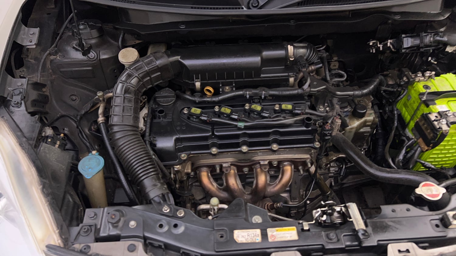 Used 2018 Maruti Suzuki Swift ZXi AMT Petrol Automatic engine ENGINE RIGHT SIDE VIEW