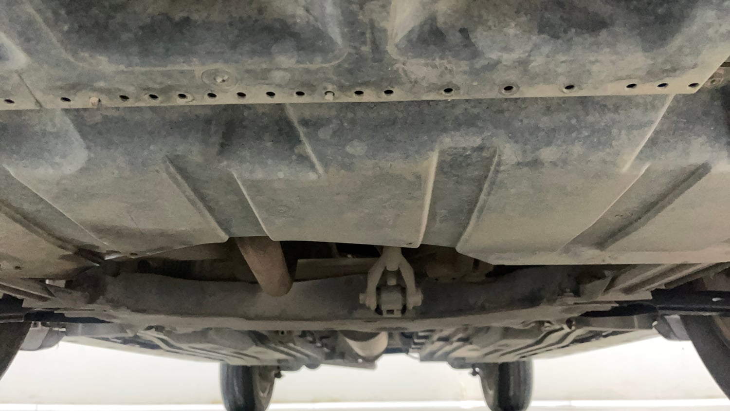 Used 2023 Maruti Suzuki Grand Vitara Zeta Smart Hybrid Petrol Manual extra FRONT LEFT UNDERBODY VIEW
