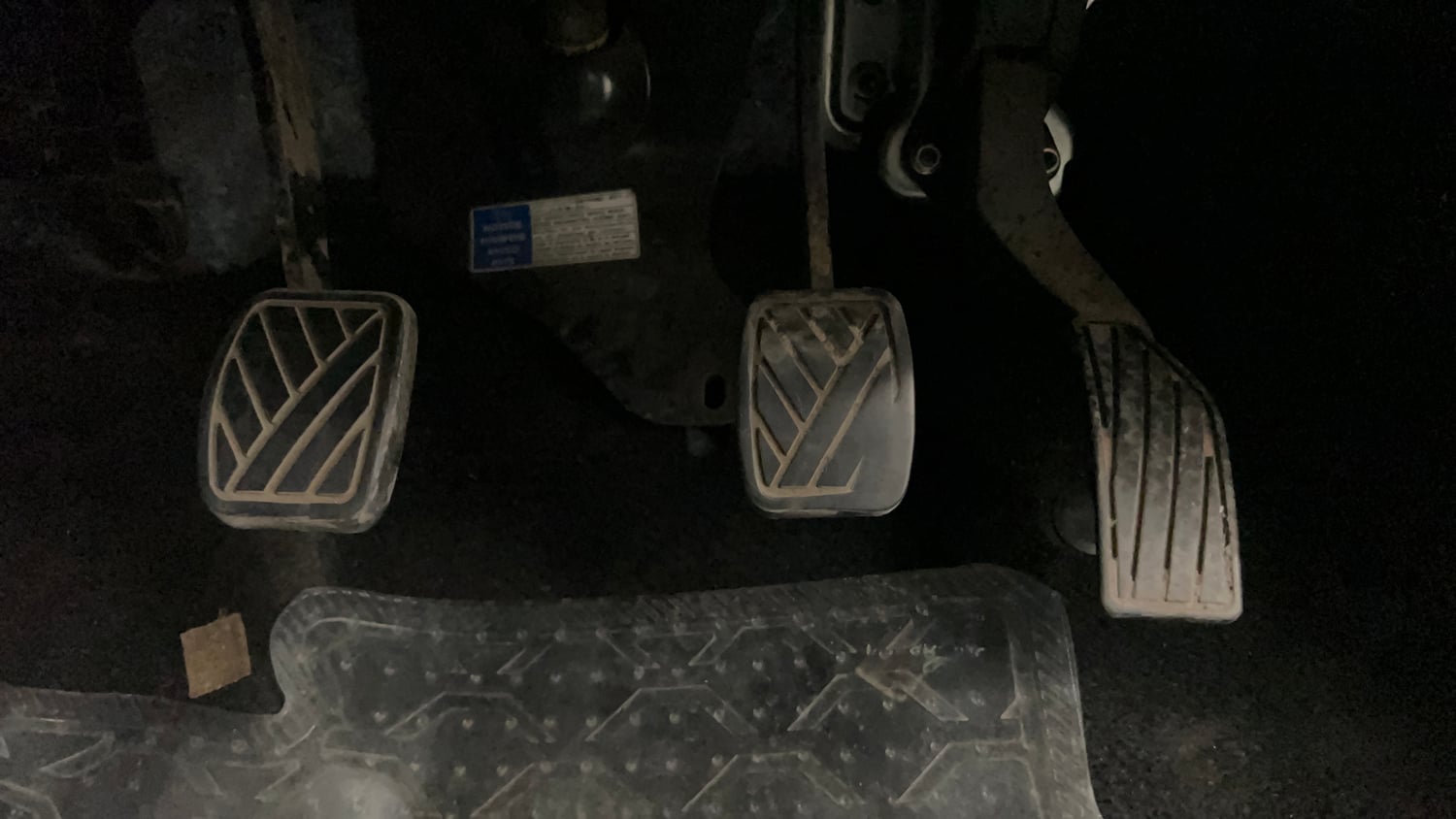 Used 2017 Maruti Suzuki Swift VXi Petrol Manual interior PEDALS VIEW