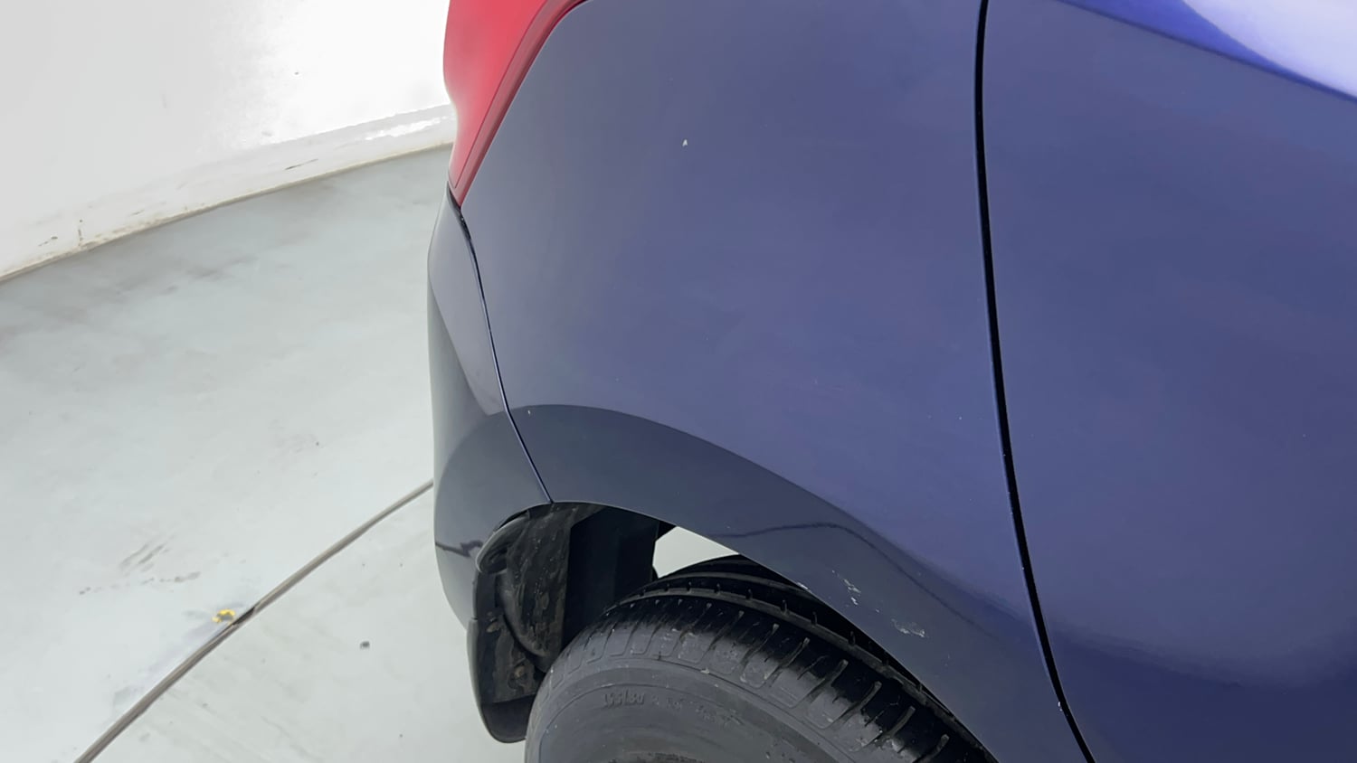 Used 2019 Maruti Suzuki Swift LXi Petrol Manual dents MINOR SCRATCH